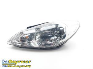 Used Headlight, left Hyundai i10 (F5) 1.1i 12V Price € 69,99 Margin scheme offered by Autodemontagebedrijf De Ooyevaar