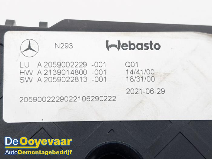 Moteur toit ouvrant d'un Mercedes-AMG GLC Coupé AMG (C253) 4.0 63 S AMG 4.0 V8 32V Turbo 4-Matic+ 2021