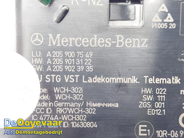 Draadloze oplader z Mercedes-AMG GLC Coupé AMG (C253) 4.0 63 S AMG 4.0 V8 32V Turbo 4-Matic+ 2021