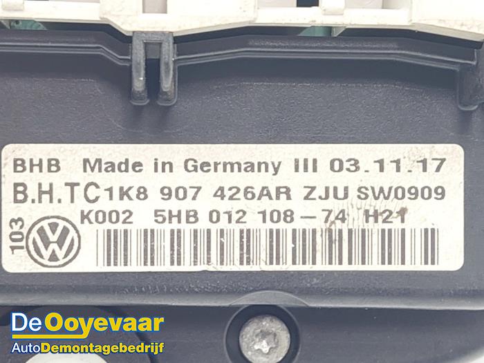 Panneau de commandes chauffage d'un Volkswagen Caddy IV 2.0 TDI 75 2018
