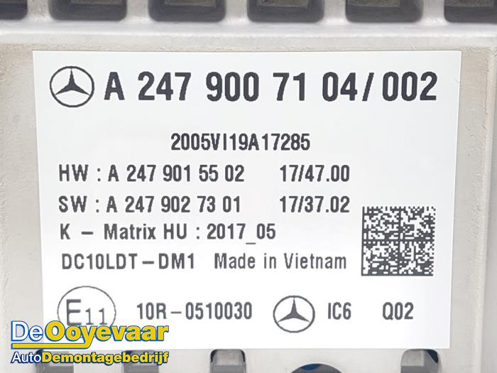 Instrumentenbrett van een Mercedes-Benz GLA (H247) 1.3 200 Turbo 16V 2021