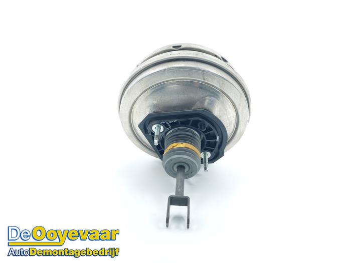 Usagé Servo frein BMW 5 serie Gran Turismo (F07) 550i xDrive V8 32V TwinPower Turbo Prix € 39,99 Règlement à la marge proposé par Autodemontagebedrijf De Ooyevaar