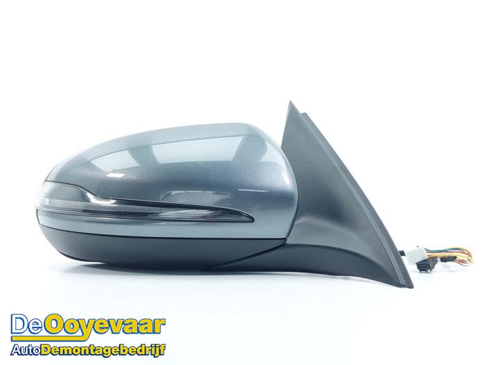 Wing mirror, right from a Mercedes-Benz GLC (X253) 2.0 250 16V 4-Matic 2017
