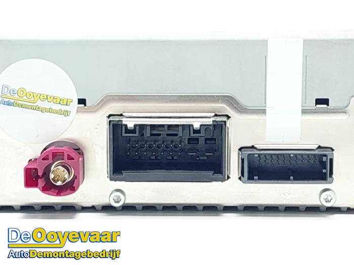 Unidad de control multimedia de un BMW 1 serie (F40) 118i 1.5 TwinPower 12V 2021
