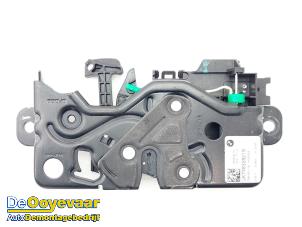 Used Tailgate lock mechanism BMW 1 serie (F40) 118i 1.5 TwinPower 12V Price € 49,99 Margin scheme offered by Autodemontagebedrijf De Ooyevaar