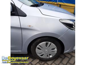 Used Front wing, right Mitsubishi Space Star (A0) 1.2 12V Price € 249,99 Margin scheme offered by Autodemontagebedrijf De Ooyevaar