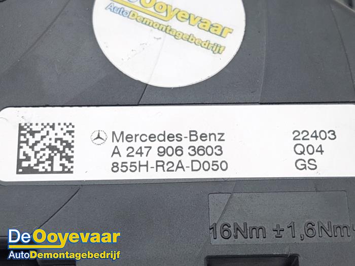 Sensor de batería de un Mercedes-AMG A-Klasse AMG (177.1) 2.0 A-35 AMG Turbo 16V 4Matic 2021
