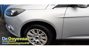 Used Front wing, left Ford Focus 3 Wagon 1.6 SCTi 16V Price € 75,00 Margin scheme offered by Autodemontagebedrijf De Ooyevaar