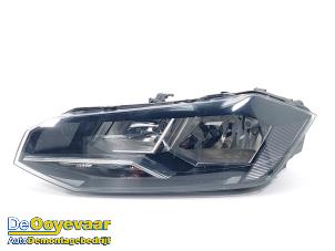 Used Headlight, left Volkswagen Polo VI (AW1) 1.0 TSI 12V Price € 69,99 Margin scheme offered by Autodemontagebedrijf De Ooyevaar