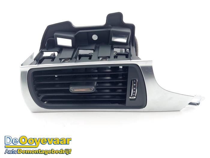 Grille D'aération Avant Droite AUDI A6 C6 / RS6 4F - Référence 4F1820902D - Occasion - Conduite à Gauche