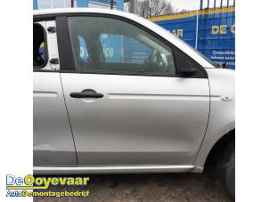 Used Front door 4-door, right Smart Forfour (453) 1.0 12V Price € 249,99 Margin scheme offered by Autodemontagebedrijf De Ooyevaar