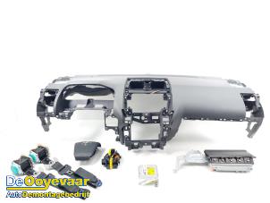 Used Airbag set + dashboard Toyota Land Cruiser (J15) 2.8 D-4D 16V Price € 1.599,99 Margin scheme offered by Autodemontagebedrijf De Ooyevaar