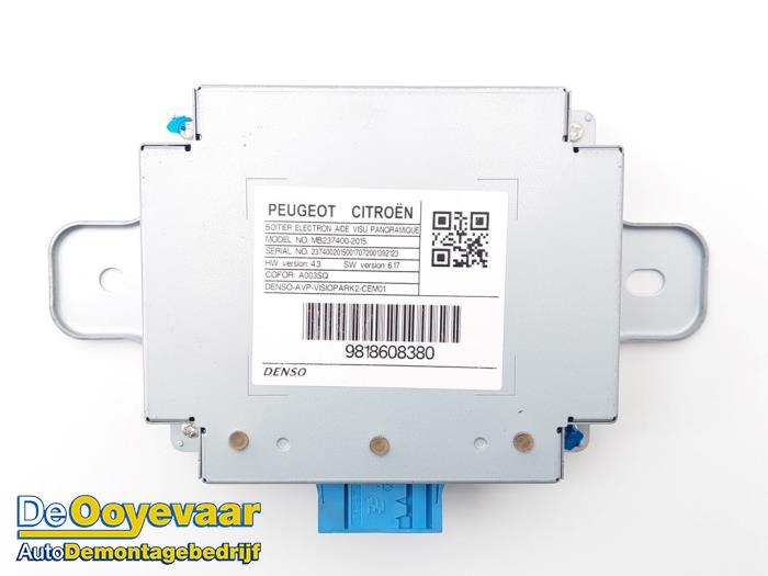 Używane Modul kamery Peugeot 5008 II (M4/MC/MJ/MR) 1.2 12V e-THP PureTech 130 Cena € 69,99 Procedura marży oferowane przez Autodemontagebedrijf De Ooyevaar
