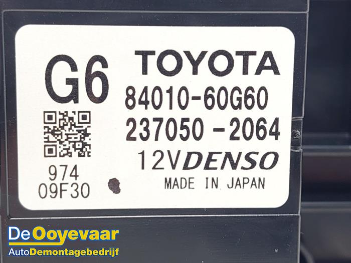 Heizung Bedienpaneel van een Toyota Land Cruiser (J15) 2.8 D-4D 16V 2023