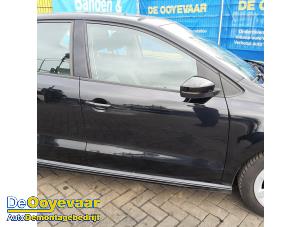 Used Front door 4-door, right Volkswagen Polo V (6R) 1.2 TDI 12V BlueMotion Price € 179,99 Margin scheme offered by Autodemontagebedrijf De Ooyevaar