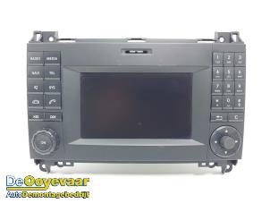 Used Display Multi Media control unit Mercedes Vito (447.6) 1.6 111 CDI 16V Price € 349,99 Margin scheme offered by Autodemontagebedrijf De Ooyevaar