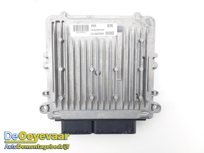 Used Engine management computer Mercedes Vito (447.6) 1.6 111 CDI 16V Price € 149,99 Margin scheme offered by Autodemontagebedrijf De Ooyevaar