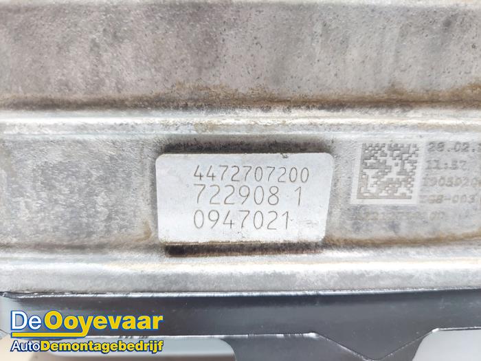Caja de cambios de un Mercedes-Benz Vito (447.6) 2.2 116 CDI 16V 2019