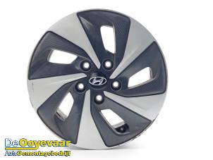 Used Wheel Hyundai Ioniq 1.6 GDI 16V Hybrid Price € 75,00 Margin scheme offered by Autodemontagebedrijf De Ooyevaar