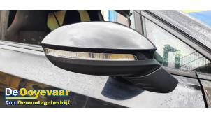 Used Wing mirror, right Volkswagen Golf VIII (CD1) 2.0 GTI Clubsport 16V Price € 249,99 Margin scheme offered by Autodemontagebedrijf De Ooyevaar