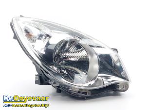 Used Headlight, right Opel Agila (B) 1.0 12V Price € 99,99 Margin scheme offered by Autodemontagebedrijf De Ooyevaar