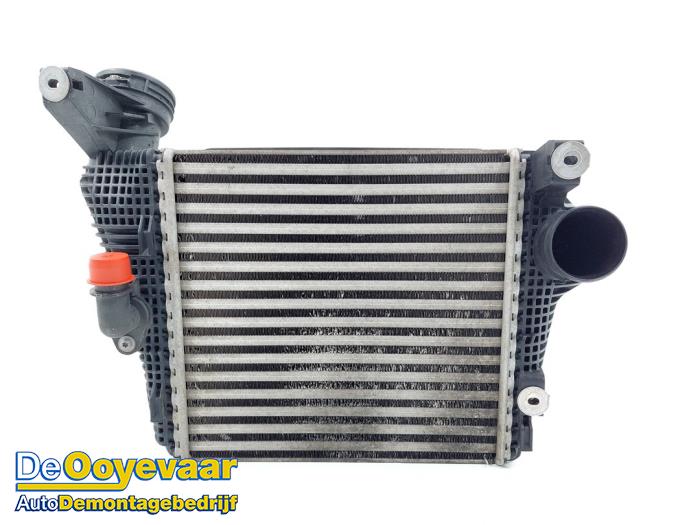 Usados Intercooler Porsche Macan (95B) 3.6 V6 24V Turbo Precio € 169,99 Norma de margen ofrecido por Autodemontagebedrijf De Ooyevaar