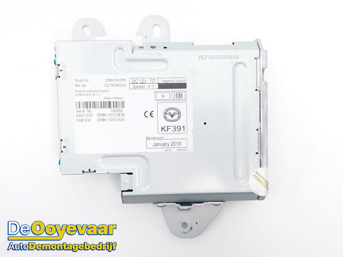 Usagé Module navigation Mazda 2 (DJ/DL) 1.5 SkyActiv-G 90 Prix € 299,99 Règlement à la marge proposé par Autodemontagebedrijf De Ooyevaar