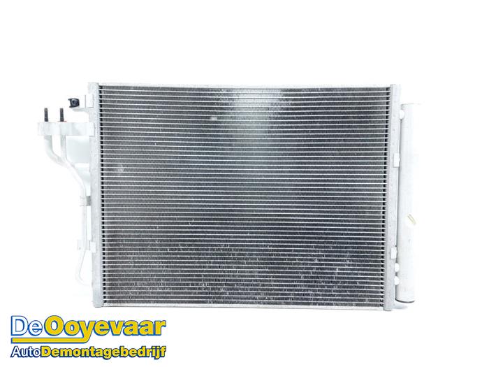 Air conditioning condenser from a Kia Picanto (TA) 1.2 16V 2016