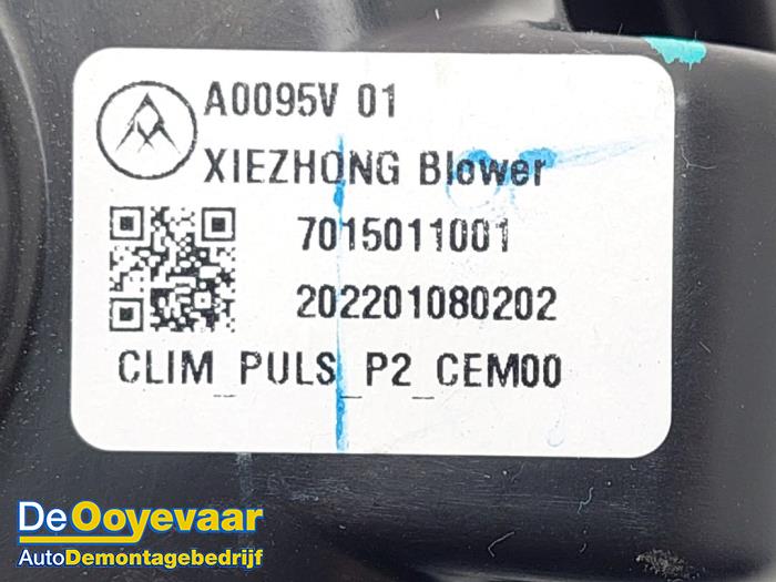 Moteur de ventilation chauffage d'un Opel Corsa F (UB/UH/UP) 1.2 12V 75 2022