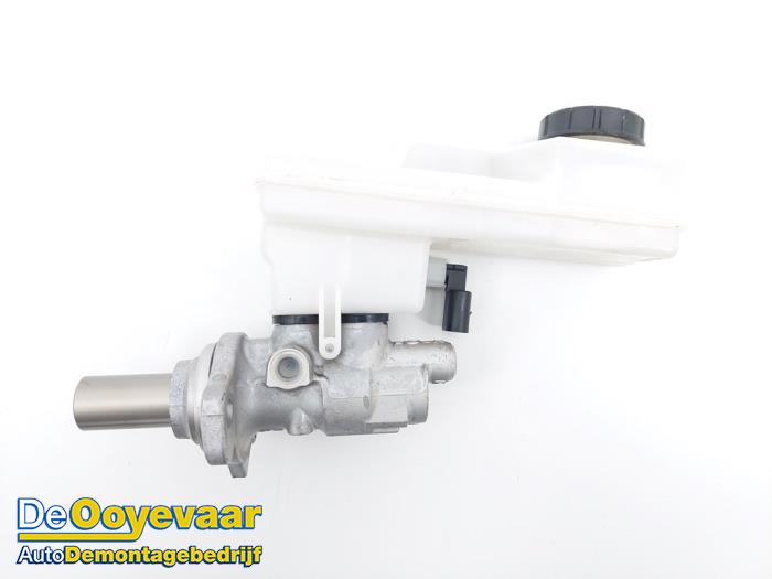 Used Master cylinder Volkswagen ID.4 (E21) Performance 77 kWh Price € 59,99 Margin scheme offered by Autodemontagebedrijf De Ooyevaar