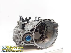 Gebrauchte Getriebe Kia Carens III (FG) 2.0i CVVT 16V Preis € 399,99 Margenregelung angeboten von Autodemontagebedrijf De Ooyevaar