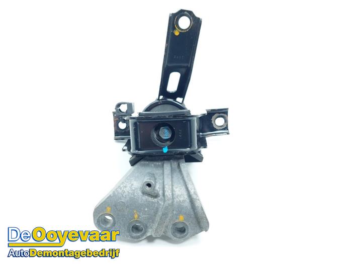 Used Engine mount Suzuki Celerio (LF) 1.0 12V Dualjet Price € 19,99 Margin scheme offered by Autodemontagebedrijf De Ooyevaar