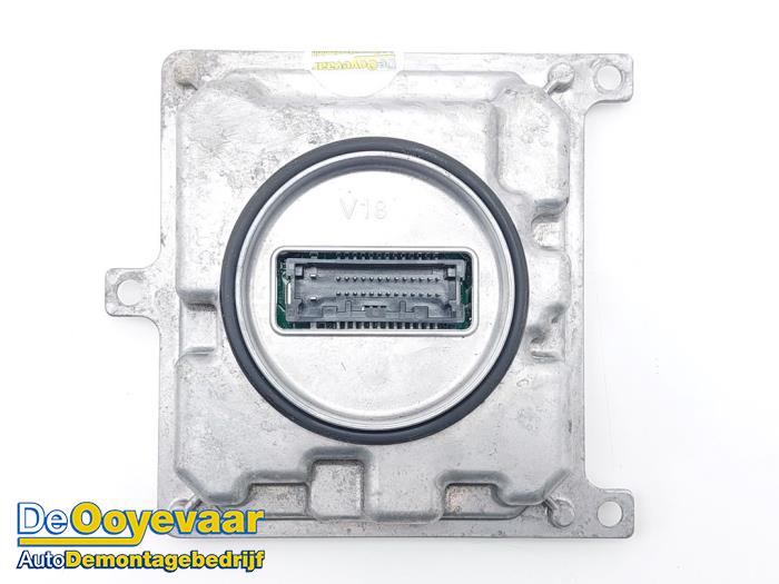 Używane Modułowy reflektor LED Mazda CX-30 (DM) 2.0 e-SkyActiv-G 150 16V Cena € 125,00 Procedura marży oferowane przez Autodemontagebedrijf De Ooyevaar