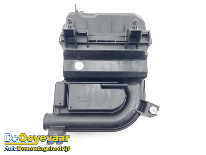Gebrauchte Luftfiltergehäuse Suzuki Celerio (LF) 1.0 12V Dualjet Preis € 29,99 Margenregelung angeboten von Autodemontagebedrijf De Ooyevaar