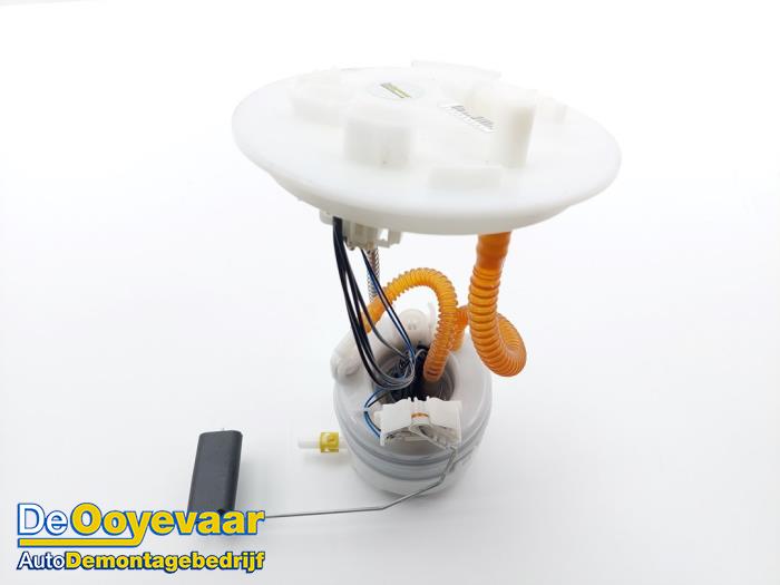 Usagé Pompe à carburant Mazda CX-60 (KH) 2.5 e-SkyActiv PHEV Prix € 99,99 Règlement à la marge proposé par Autodemontagebedrijf De Ooyevaar