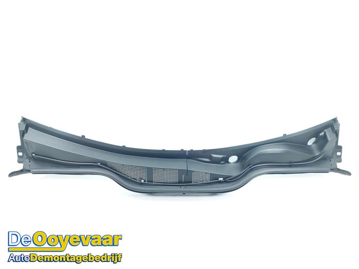 Używane Parawan Mazda CX-60 (KH) 2.5 e-SkyActiv PHEV Cena € 59,99 Procedura marży oferowane przez Autodemontagebedrijf De Ooyevaar