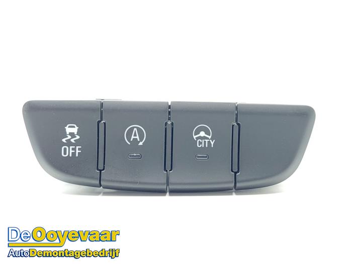 Używane Przelacznik Start/Stop Opel Karl 1.0 12V Cena € 9,99 Procedura marży oferowane przez Autodemontagebedrijf De Ooyevaar