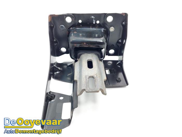 Used Engine mount Citroen C4 Cactus (0B/0P) 1.2 PureTech 82 12V Price € 9,99 Margin scheme offered by Autodemontagebedrijf De Ooyevaar
