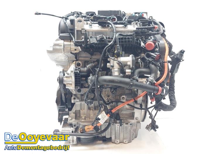 Używane Silnik Lynk &amp; Co 01 1.5 PHEV Cena € 1.749,99 Procedura marży oferowane przez Autodemontagebedrijf De Ooyevaar