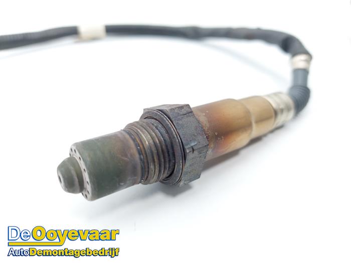 Sonde lambda d'un BMW 5 serie (G30) M550i xDrive 4.4 V8 32V TwinPower Turbo 2017