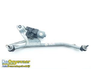 Usagé Moteur + mécanisme d'essuie glace Dacia Duster (HS) 1.2 TCE 16V Prix € 15,00 Règlement à la marge proposé par Autodemontagebedrijf De Ooyevaar