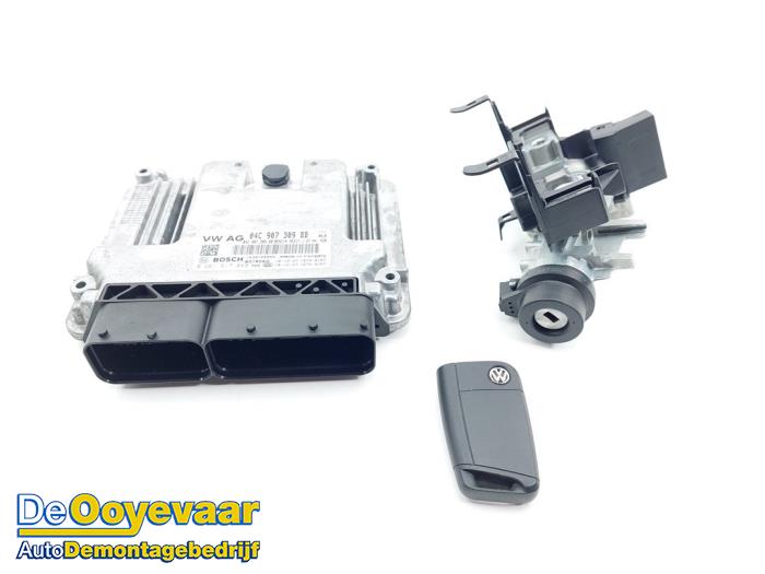 Used Ignition lock + computer Volkswagen Polo VI (AW1) 1.0 TSI 12V Price € 149,99 Margin scheme offered by Autodemontagebedrijf De Ooyevaar