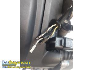 Engine from a Peugeot 207 SW (WE/WU) 1.4 16V Vti 2007