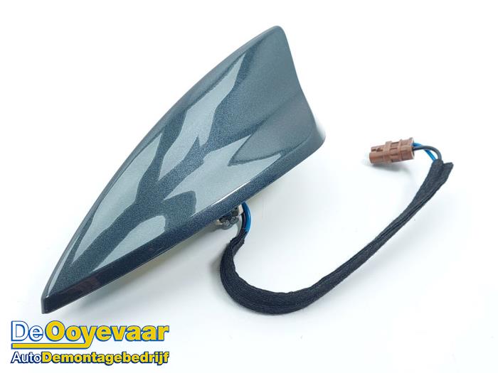 Używane Antena Opel Ampera-e Ampera-e Cena € 79,99 Procedura marży oferowane przez Autodemontagebedrijf De Ooyevaar