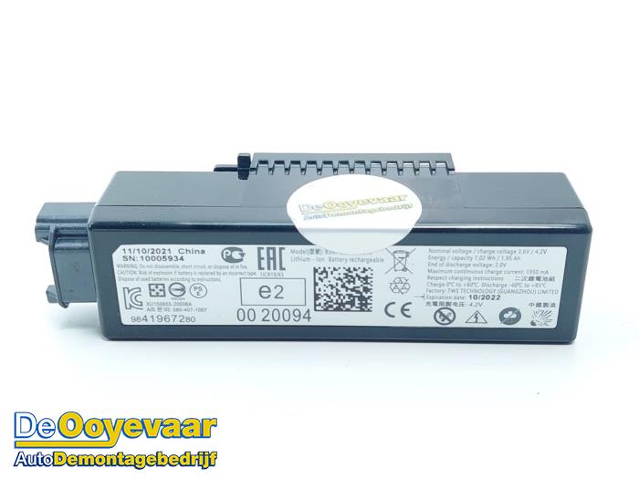 Begagnade Extrabatteri DS Automobiles DS 4 1.6 16V E-Tense 225 Pris € 15,00 Marginaltabell erbjuds av Autodemontagebedrijf De Ooyevaar