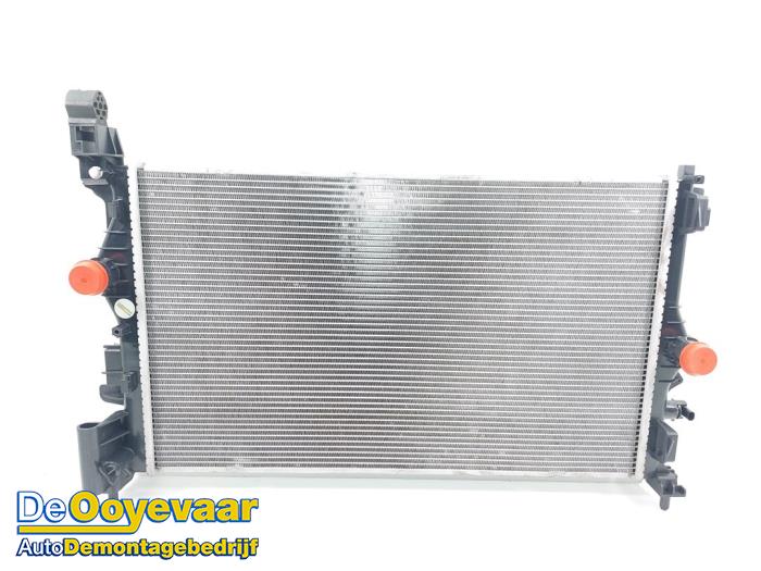 Used Radiator Opel Corsa E 1.0 SIDI Turbo 12V Price € 79,99 Margin scheme offered by Autodemontagebedrijf De Ooyevaar