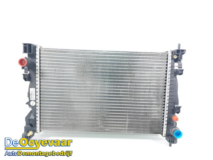 Used Radiator Alfa Romeo Giulietta (940) 1.4 TB 16V MultiAir Price € 35,00 Margin scheme offered by Autodemontagebedrijf De Ooyevaar
