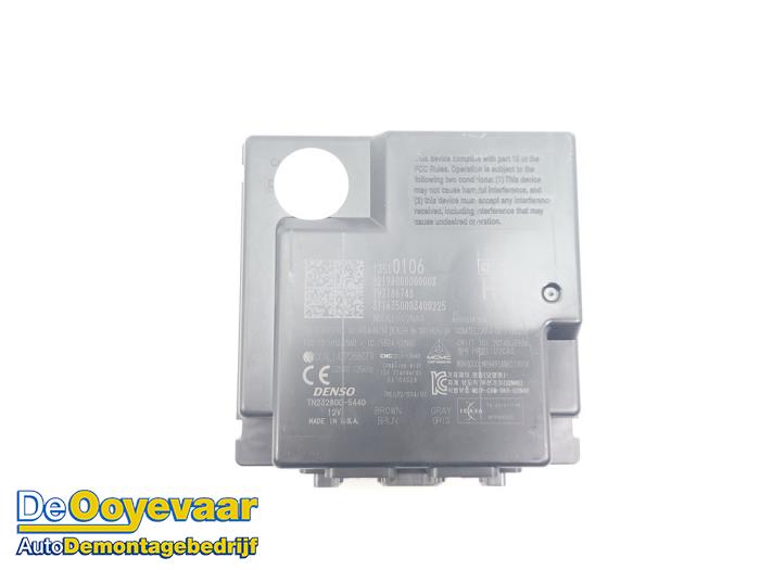 Używane Modul keyless vehicle Opel Astra K 1.0 Turbo 12V Cena € 29,99 Procedura marży oferowane przez Autodemontagebedrijf De Ooyevaar