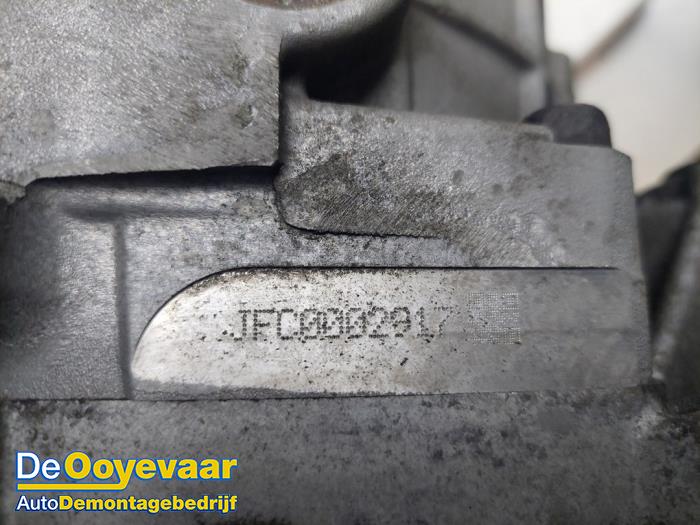 IMA engine from a Mitsubishi Outlander (GF/GG) 2.0 16V PHEV 4x4 2013