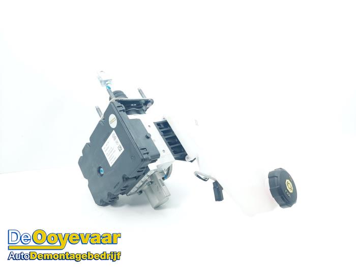 Usagé Servo frein Hyundai Santa Fe IV 1.6 T-GDI HEV Prix € 249,99 Règlement à la marge proposé par Autodemontagebedrijf De Ooyevaar